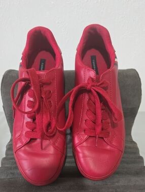 Tommy Hilfiger Red Low-Top Leather Sneakers 8.5M